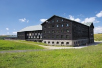 Luční bouda funguje jako moderní horský hotel s ubytovací kapacitou 150 míst, foto: Archiv Vydavatelství MCU s.r.o.